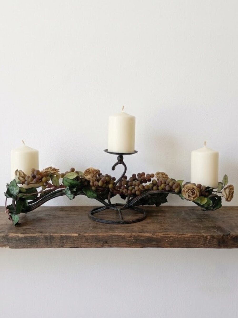 Heavy Wrought Iron 3-Arm Candle Holder Candelabra Centerpiece Grapevine Tuscan
